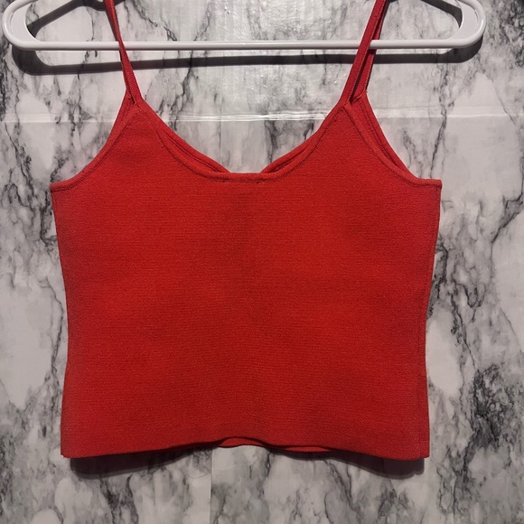 Express's Body Contour Cami Top Cropped - Picture 3 of 6